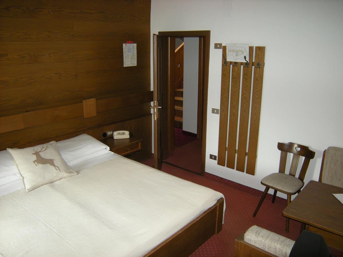 Sporthotel Enrosadira Campitello di Fassa Extérieur photo